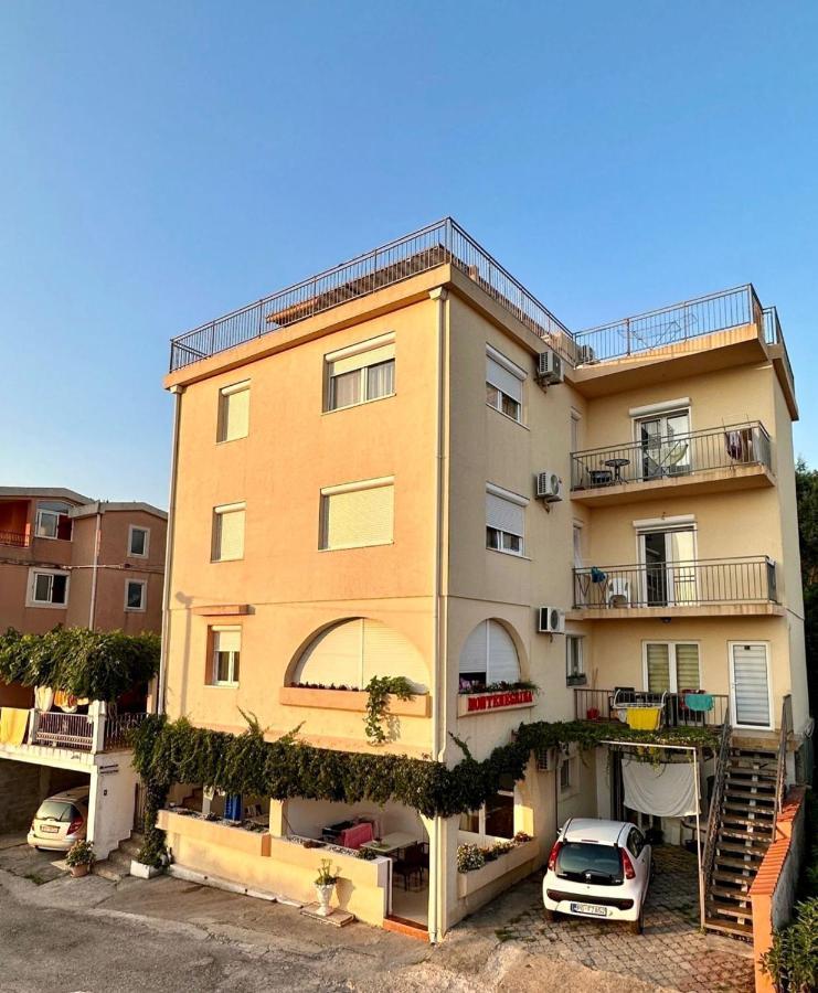 Montenegrina Apartment บุดวา ภายนอก รูปภาพ