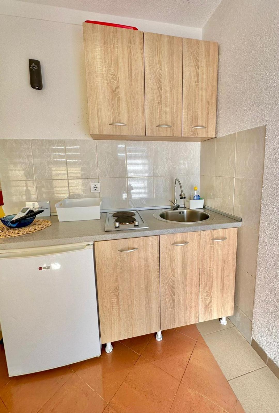 Montenegrina Apartment บุดวา ภายนอก รูปภาพ