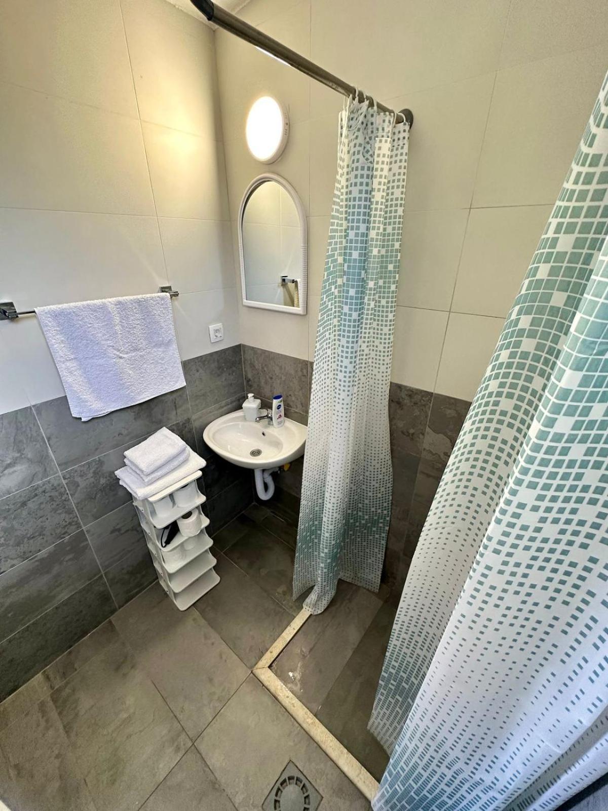 Montenegrina Apartment บุดวา ภายนอก รูปภาพ