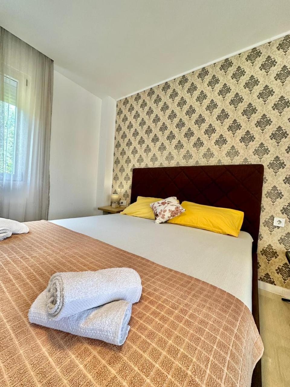 Montenegrina Apartment บุดวา ภายนอก รูปภาพ
