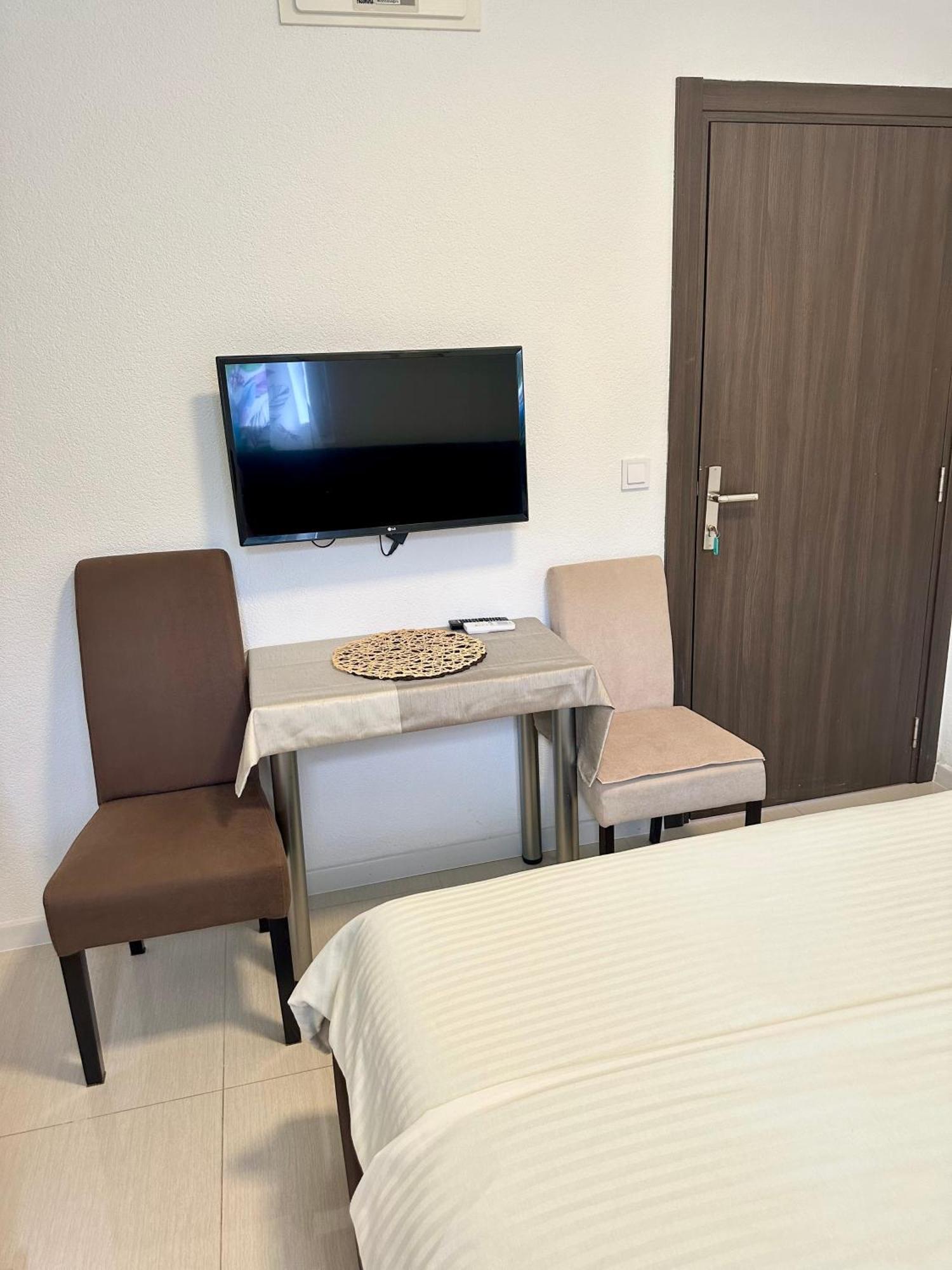 Montenegrina Apartment บุดวา ภายนอก รูปภาพ
