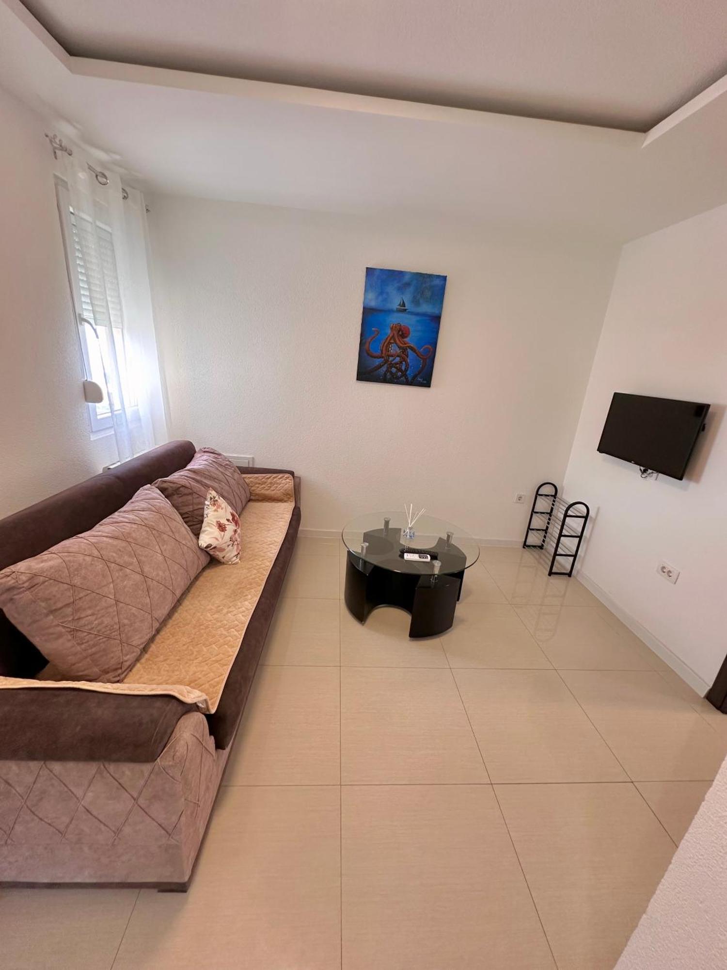 Montenegrina Apartment บุดวา ภายนอก รูปภาพ