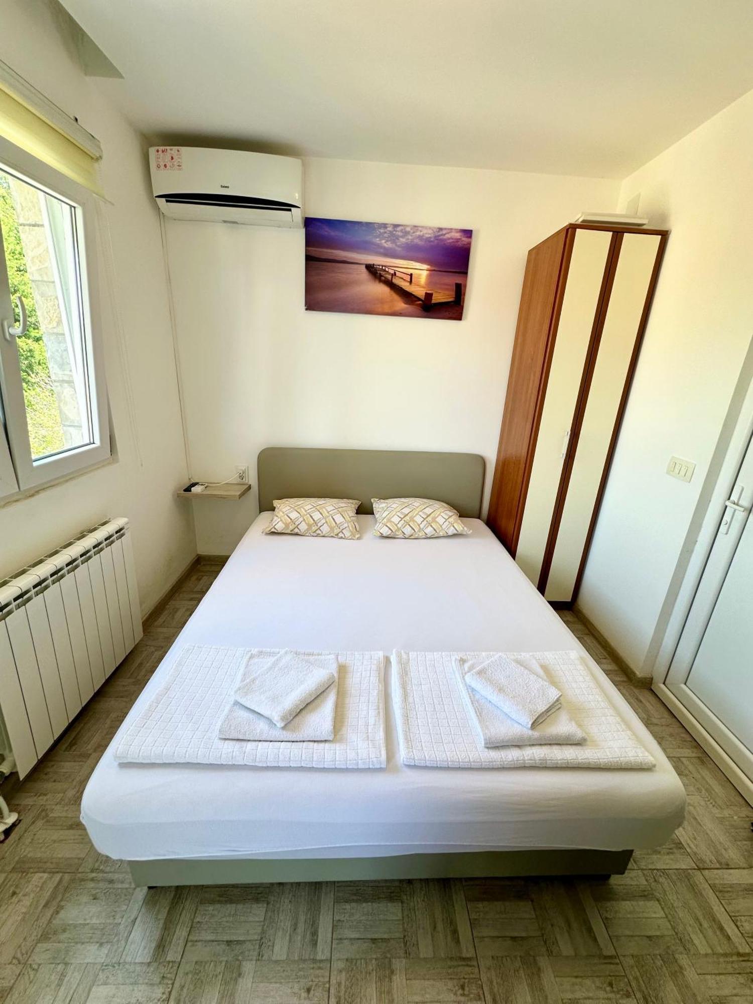 Montenegrina Apartment บุดวา ภายนอก รูปภาพ