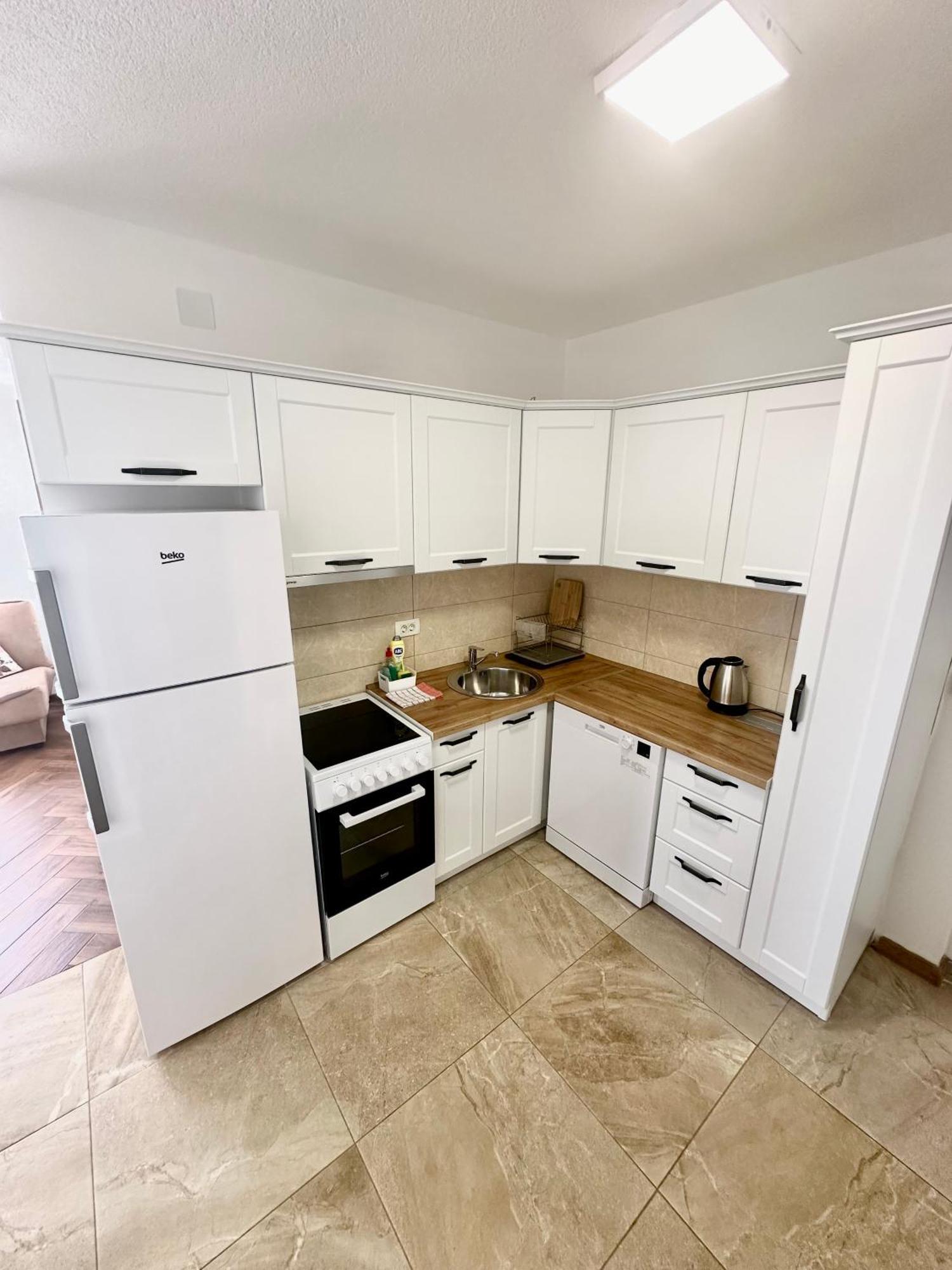 Montenegrina Apartment บุดวา ภายนอก รูปภาพ