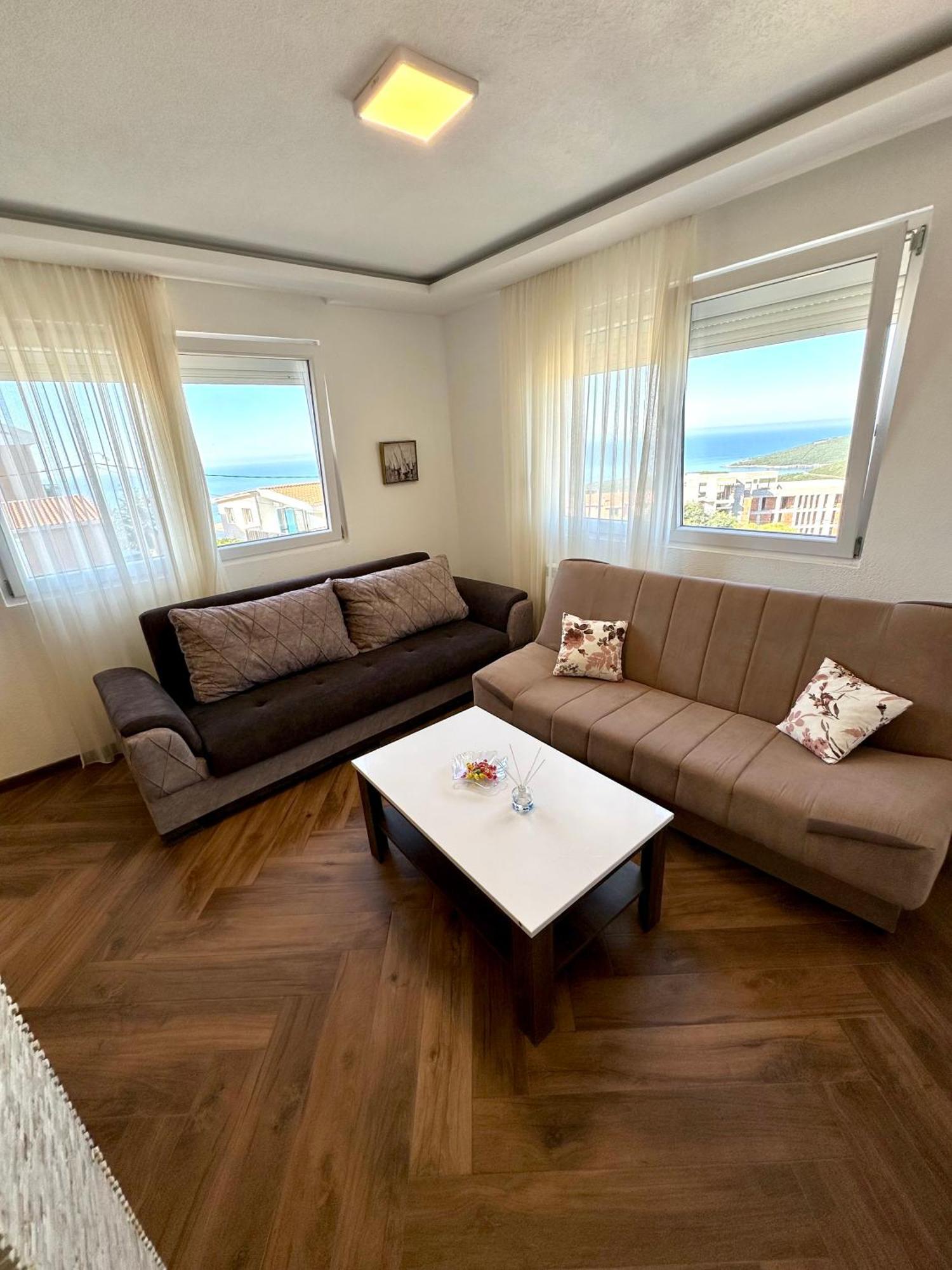 Montenegrina Apartment บุดวา ภายนอก รูปภาพ