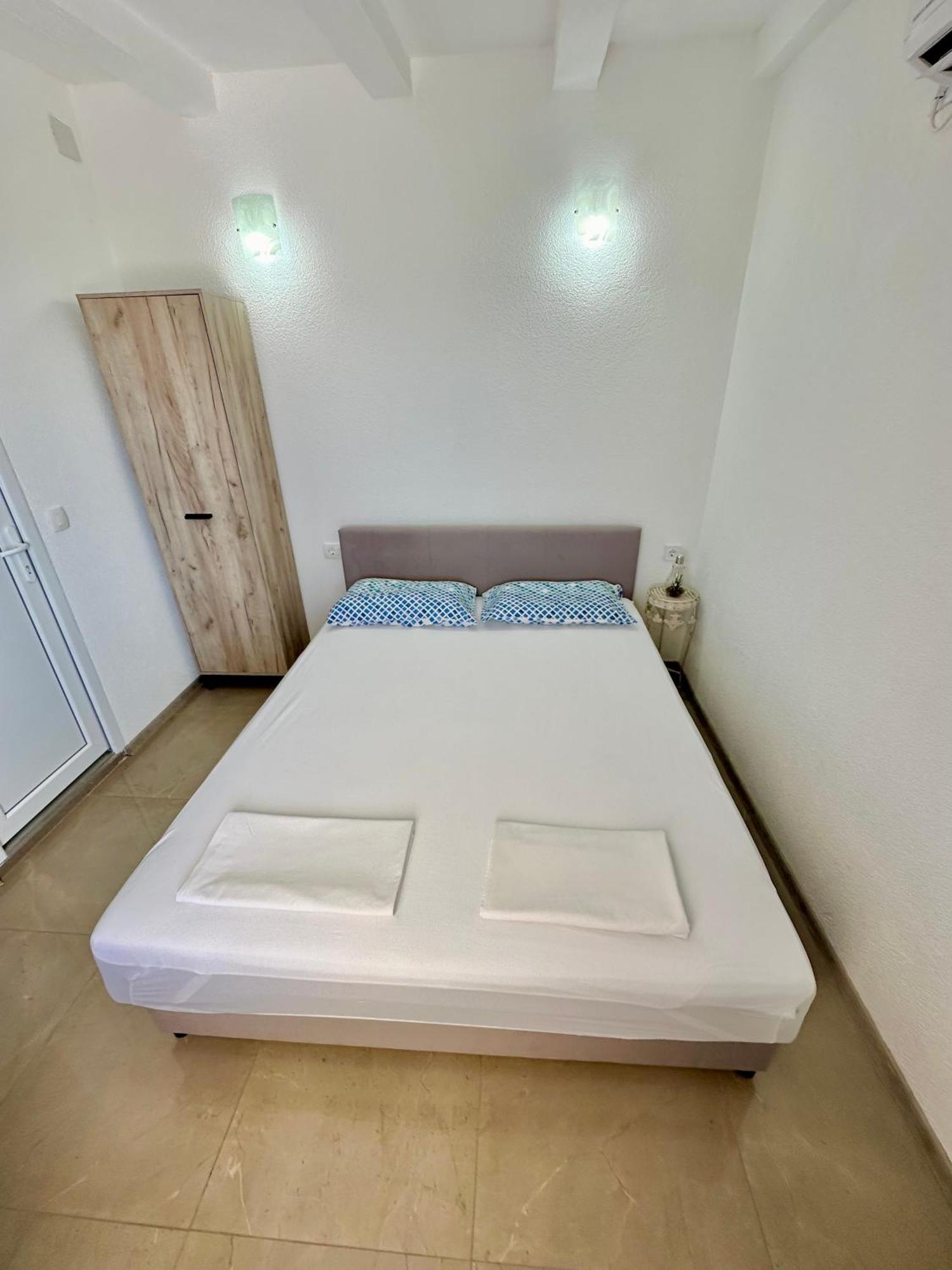 Montenegrina Apartment บุดวา ภายนอก รูปภาพ
