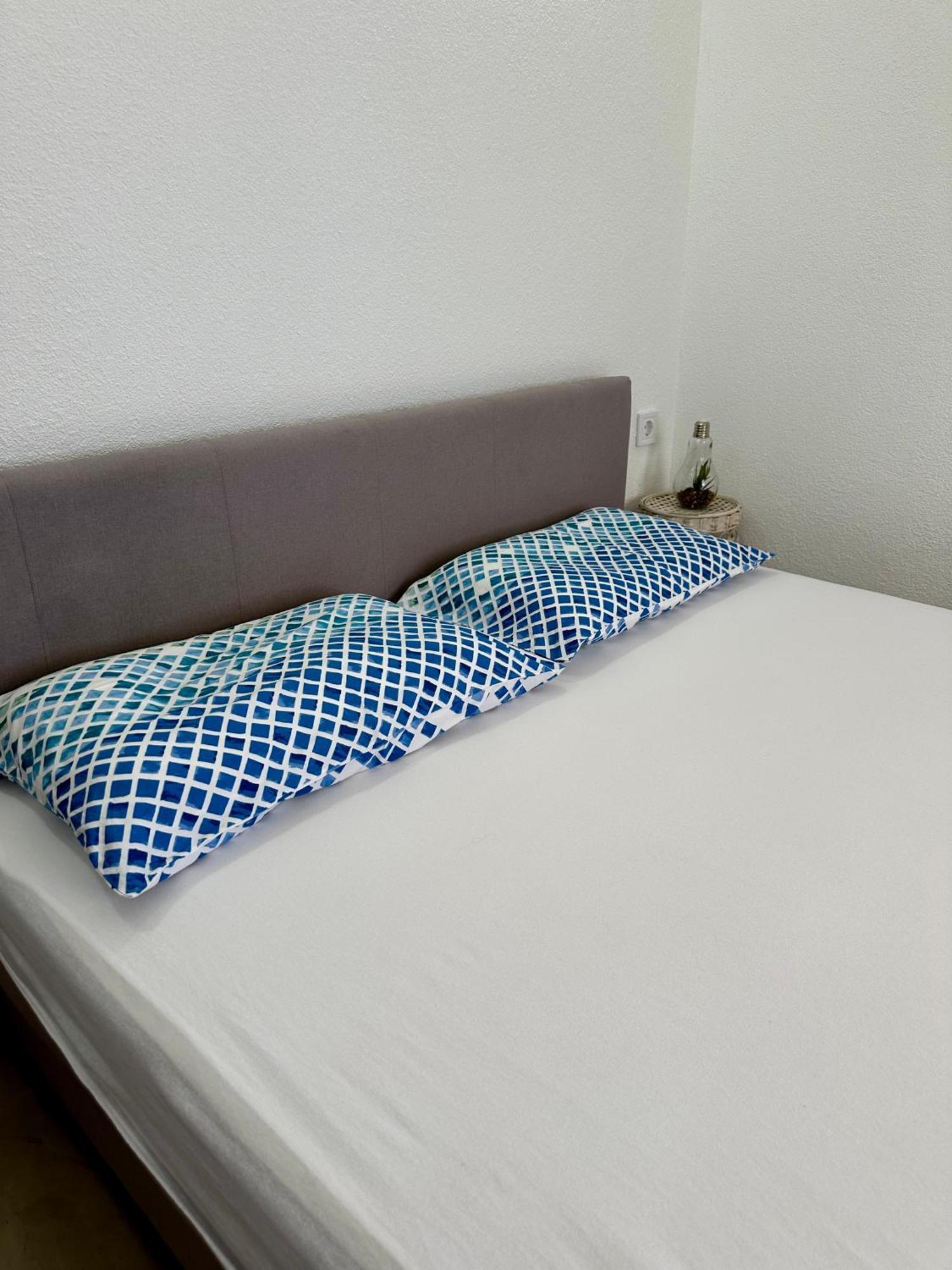 Montenegrina Apartment บุดวา ภายนอก รูปภาพ