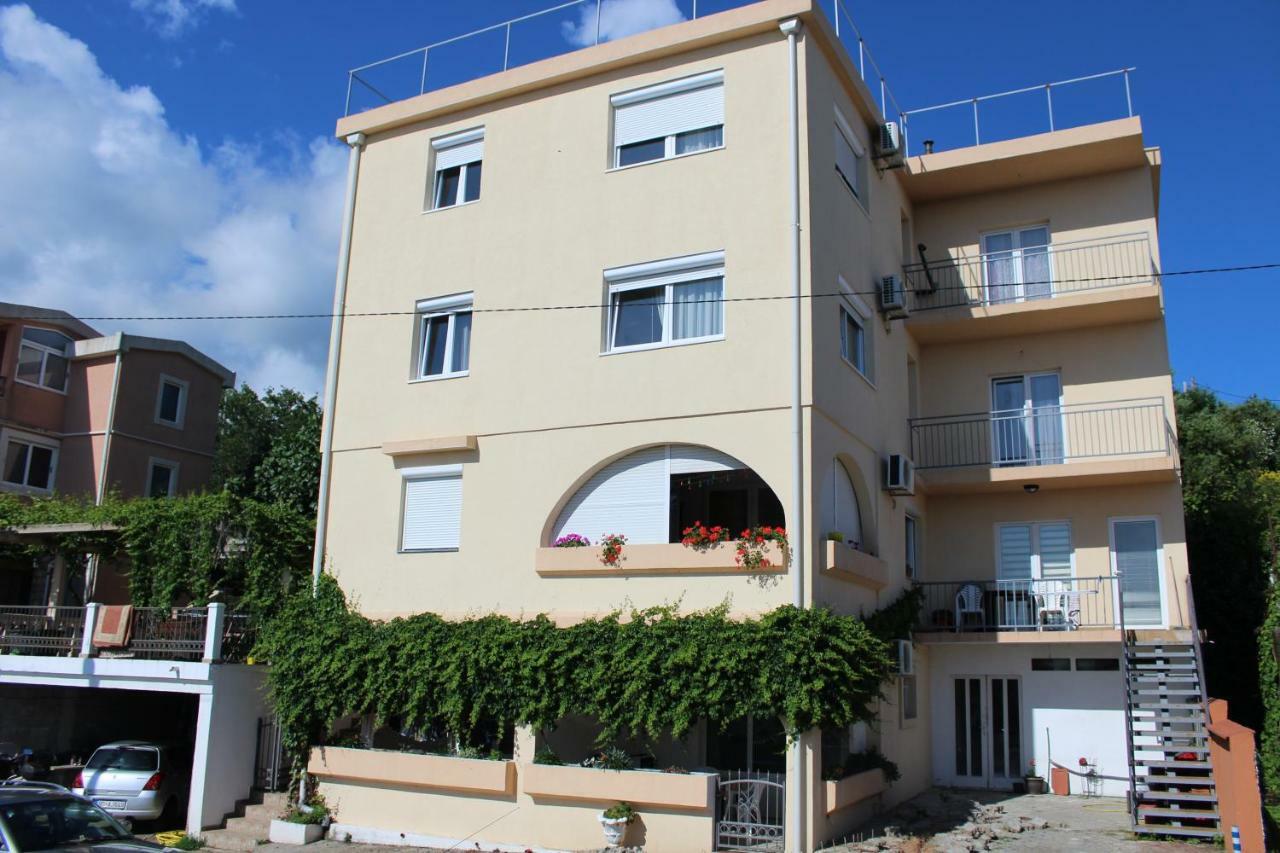 Montenegrina Apartment บุดวา ภายนอก รูปภาพ